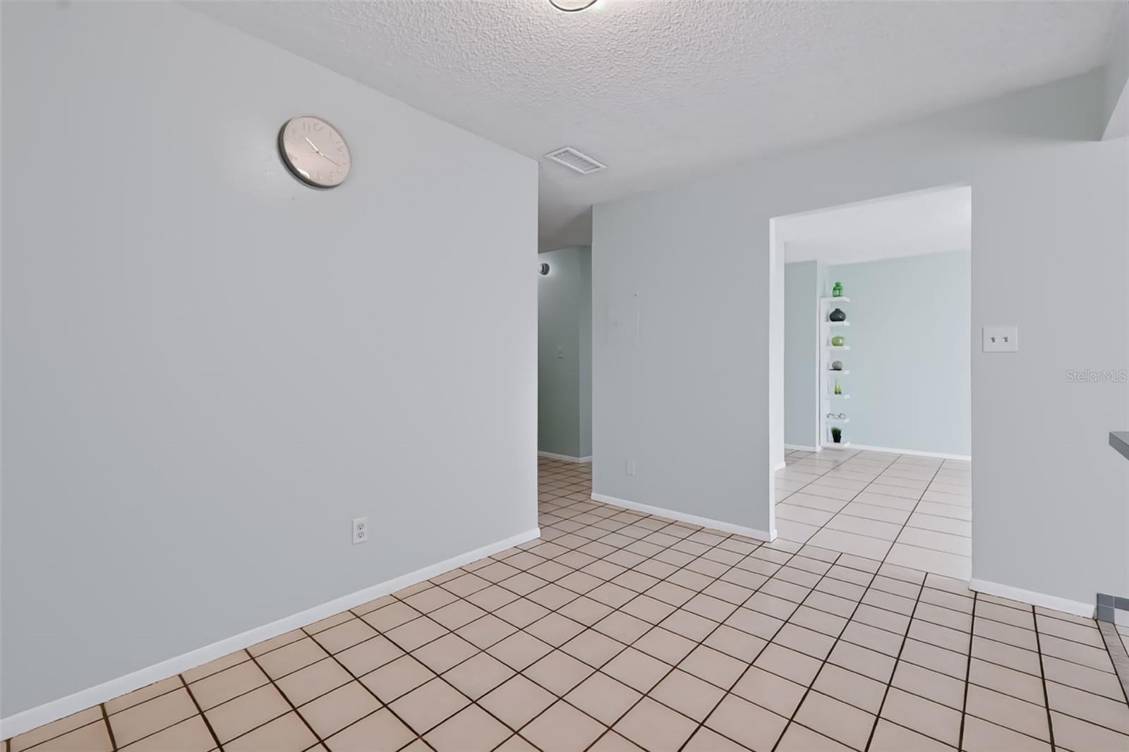Photo 3 of Condo for sale at 1162 84th Terrace N #D, St Petersburg, FL 33702 | MLS# A4710788 | Listing updated on 2026-10-26