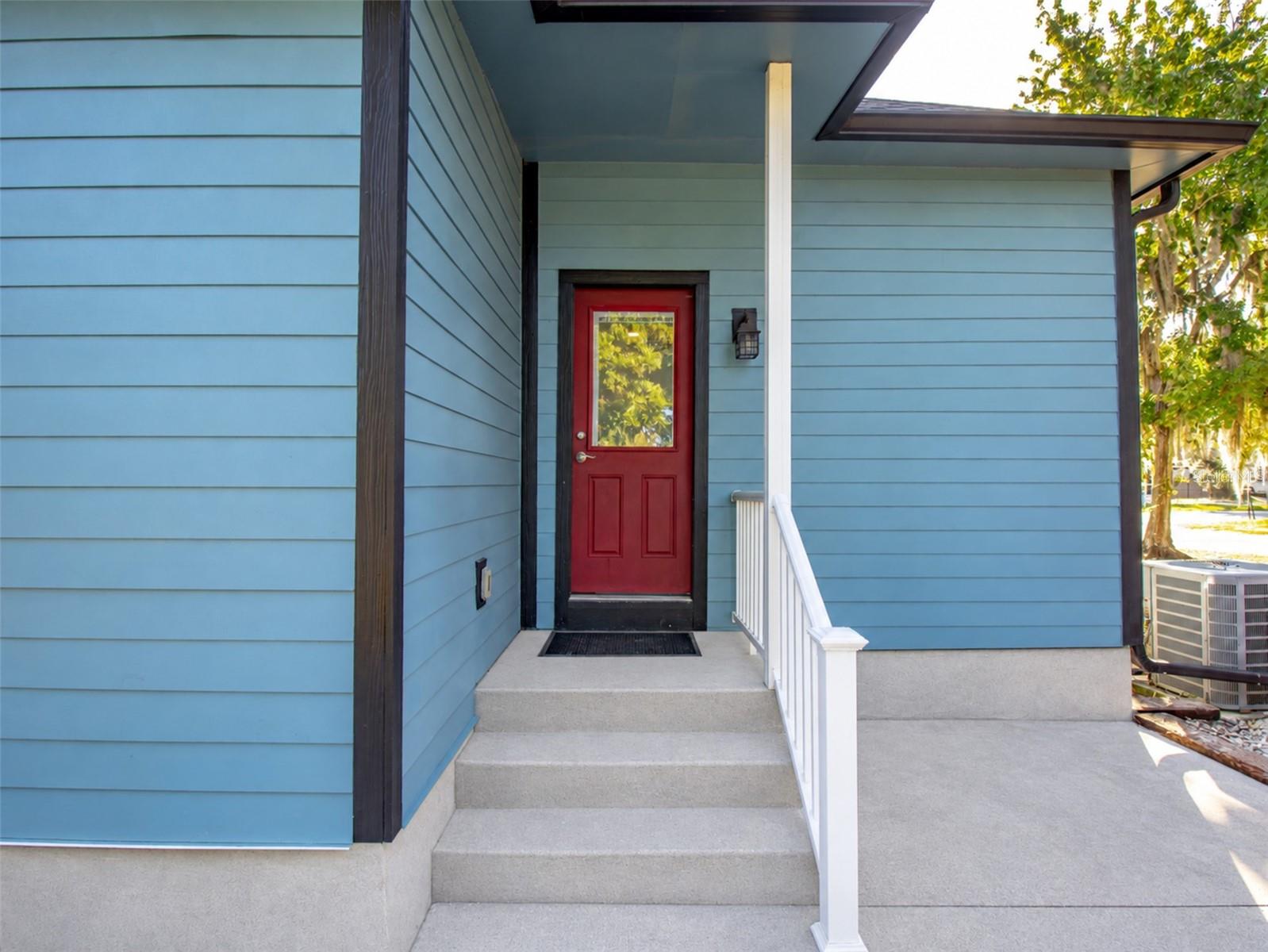Photo 3 of Single family home for sale at 524 Ohio Ave, Saint Cloud, FL 34769 | MLS# TB8561409 | Listing updated on 2026-10-26