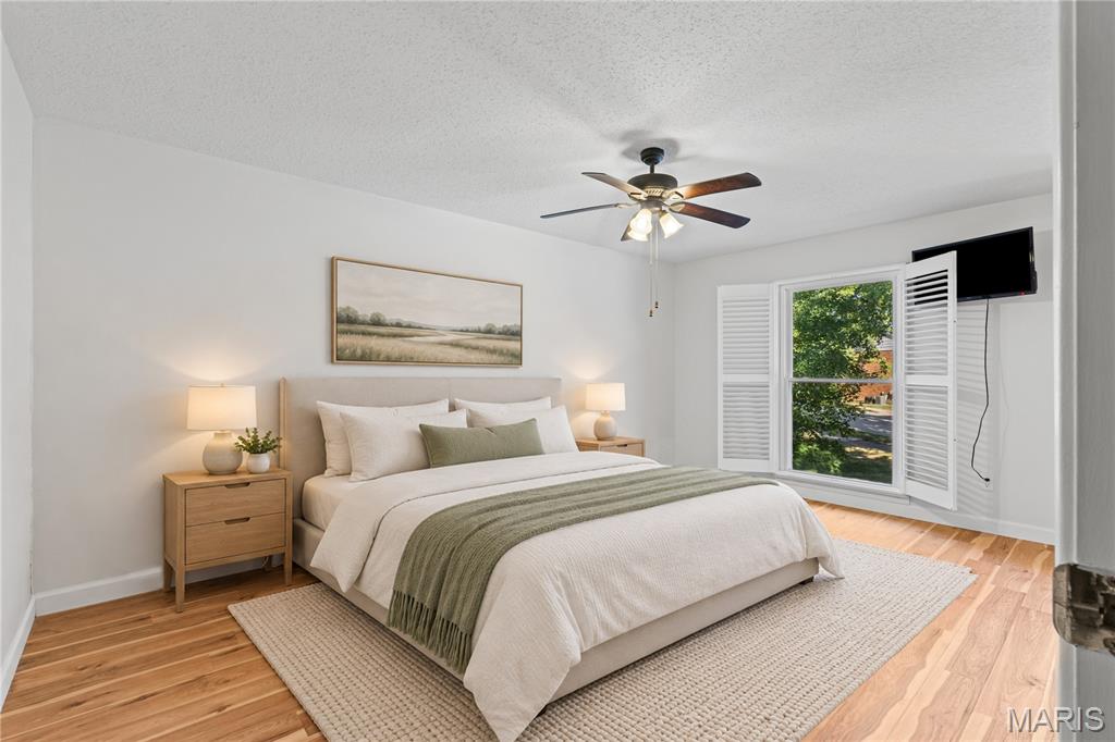 Photo 3 of Sale Pending at 797 Amolac Dr, Saint Louis, MO 63141 | MLS# MIS26028353 | Listing updated on 2026-09-21