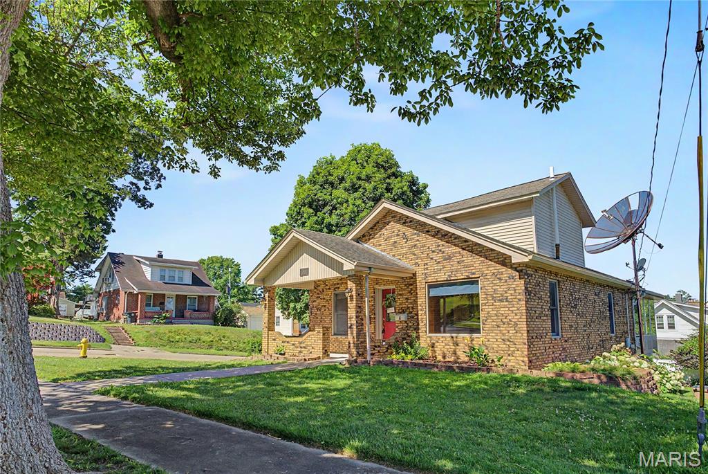 Photo 3 of Single family home for sale at 601 N Sunset Blvd, Cape Girardeau, MO 63701 | MLS# MIS26034179 | Listing updated on 2026-09-21