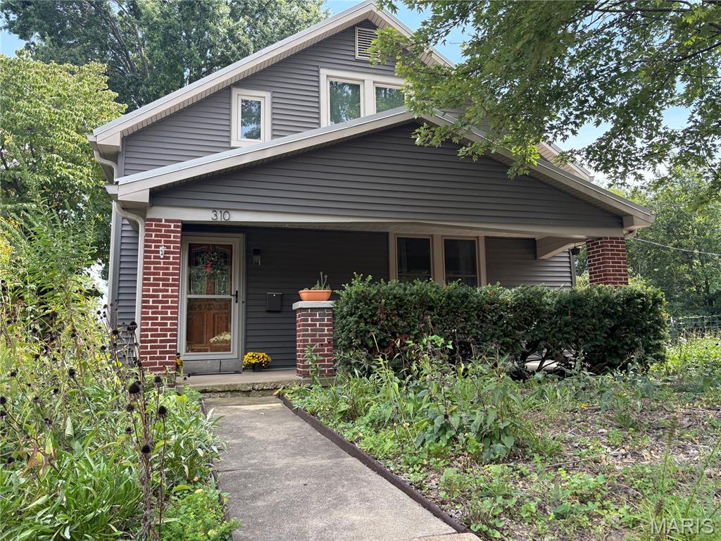 Photo 3 of Single family home for sale at 310 Hooker St, Washington, MO 63090 | MLS# MIS26040432 | Listing updated on 2026-09-21