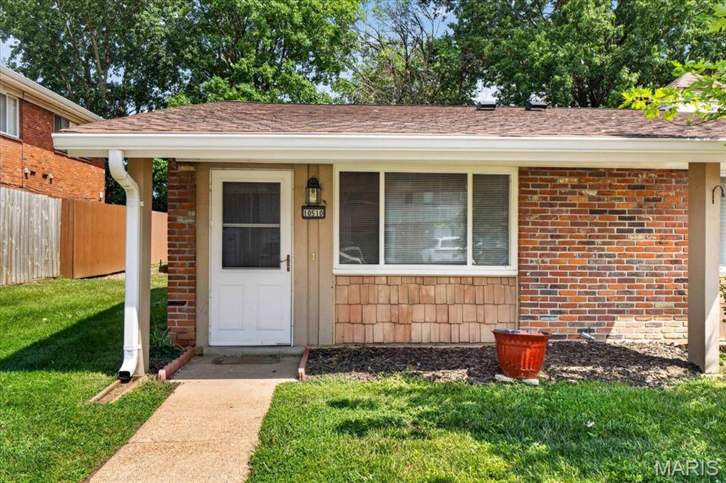 Condo for sale at 10510 Carroll Wood Wy, Saint Louis, MO 63128 | MLS# MIS26049226