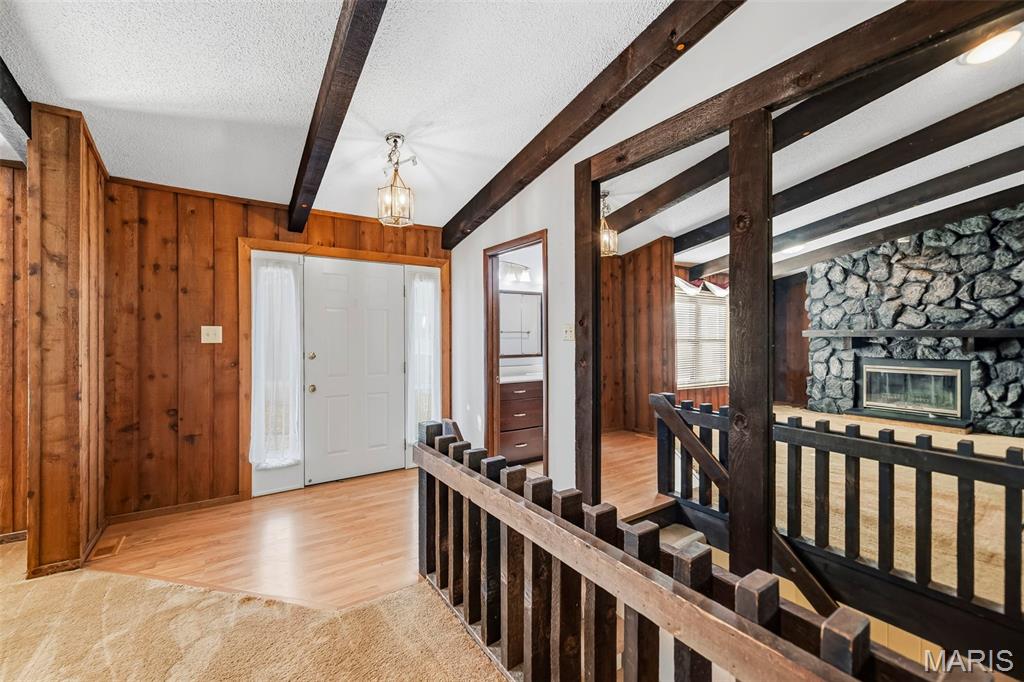 Photo 2 of Single family home for sale at 8 Charleroi Pl, Lake Saint Louis, MO 63367 | MLS# MIS26052018 | Listing updated on 2026-10-26