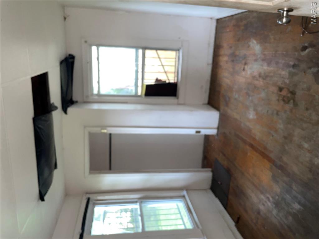 Photo 4 of Single family home for sale at 5754 Acme Ave, Saint Louis, MO 63136 | MLS# MIS26052092 | Listing updated on 2026-09-21