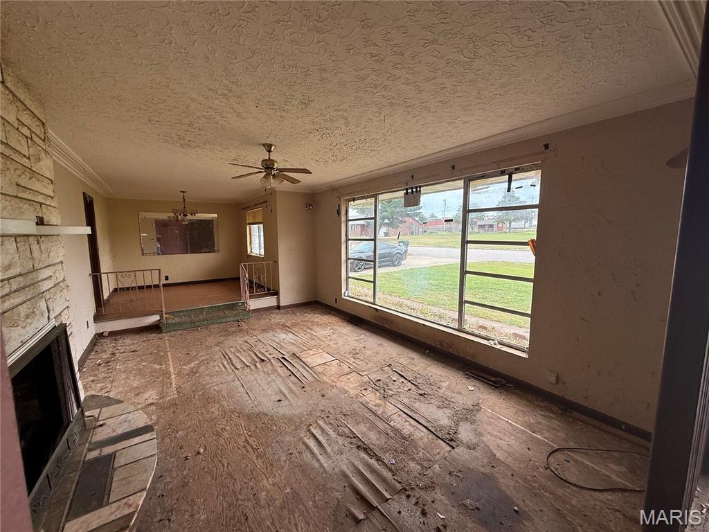 Photo 3 of Sale Pending at 168 Crescent Dr, Lebanon, MO 65536 | MLS# MIS26053074 | Listing updated on 2026-09-21