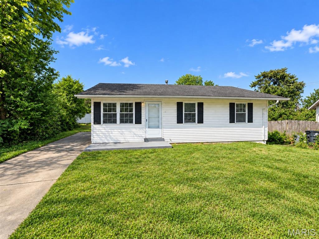 Single family home for sale at 6005 Shillington Ct, St Louis, MO 63134 | MLS# MIS26054708