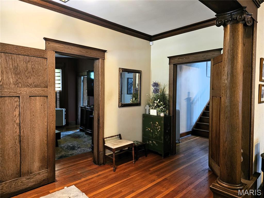Photo 3 of Single family home for sale at 636 Jefferson St, Hillsboro, IL 62049 | MLS# MIS26056426 | Listing updated on 2026-09-21