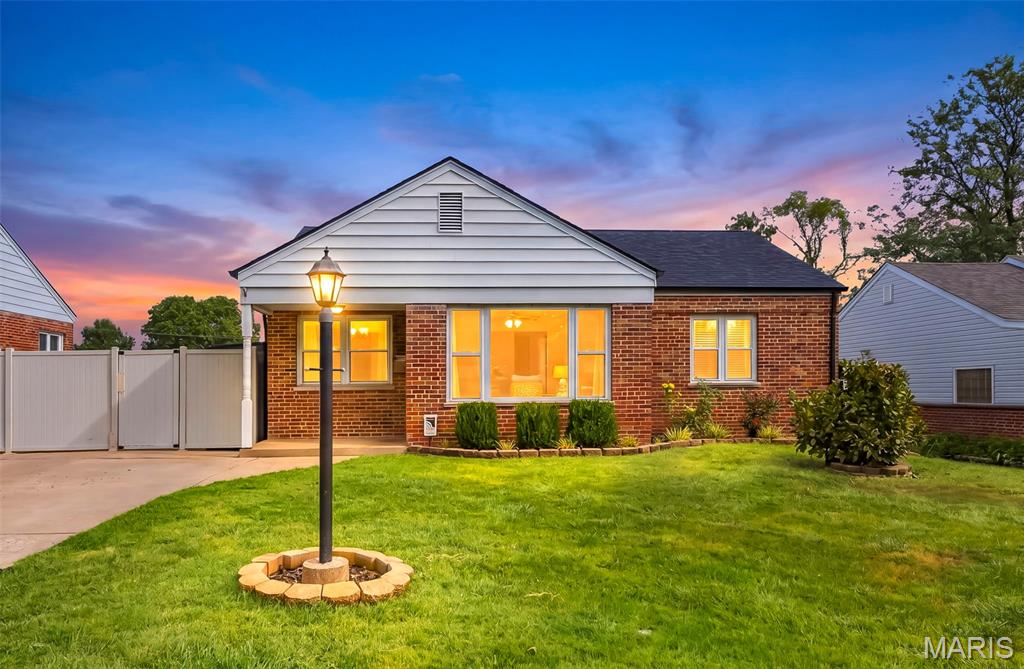 Photo 1 of Single family home for sale at 7351 S Yorkshire Dr, Saint Louis, MO 63123 | MLS# MIS26058848 | Listing updated on 2026-09-21