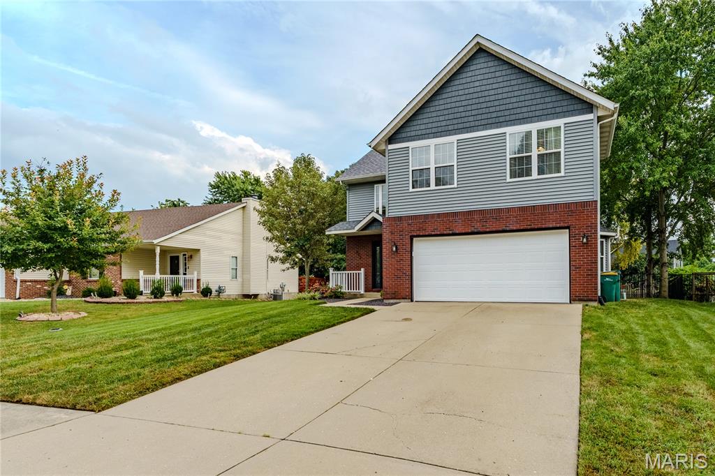 Photo 3 of Single family home for sale at 622 Rain Holw Dr, O Fallon, IL 62269 | MLS# MIS26058997 | Listing updated on 2026-09-21