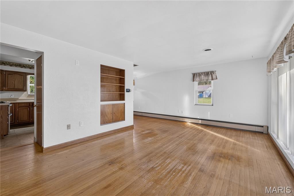Photo 2 of Single family home for sale at 37 Venus Dr, Belleville, IL 62226 | MLS# MIS26059063 | Listing updated on 2026-10-25