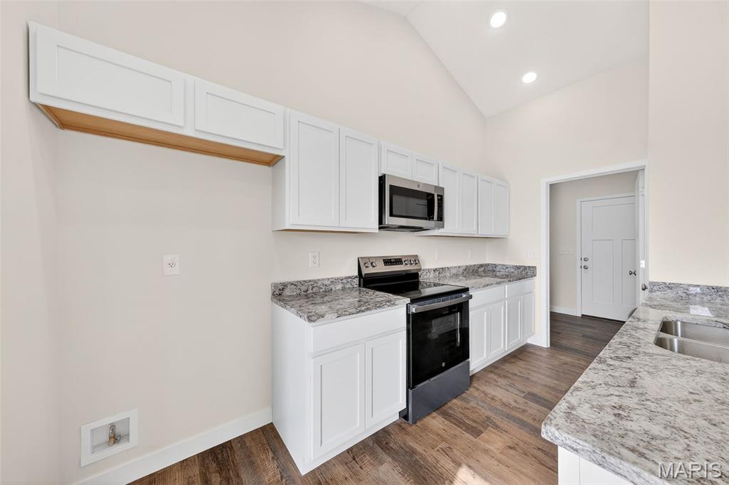 Photo 4 of House for sale at 266 Railroad St, Moscow Mills, MO 63362 | MLS# MIS26060854 | Listing updated on 2026-09-21
