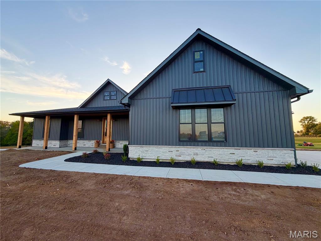 Photo 3 of Single family home for sale at 24557 Meadows Trl, Perry, MO 63462 | MLS# MIS26061928 | Listing updated on 2026-10-08