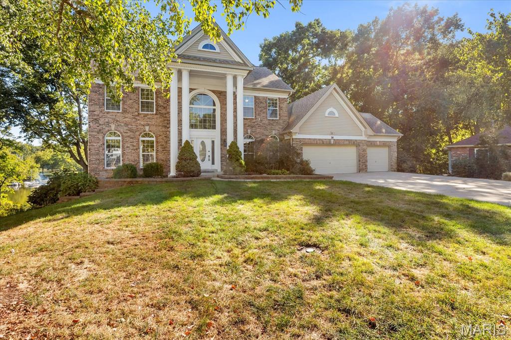 Photo 1 of Single family home for sale at 16 Regatta Bay Ct, Lake Saint Louis, MO 63367 | MLS# MIS26062563 | Listing updated on 2026-10-08