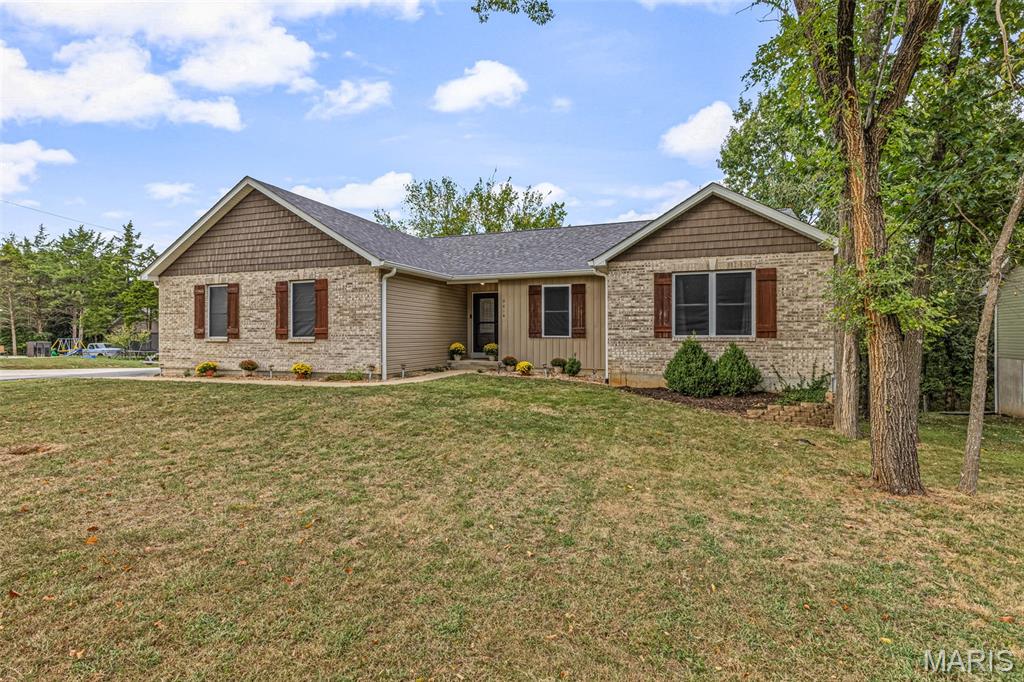 Photo 1 of Single family home for sale at 9814 Ridgecrest Dr, Hillsboro, MO 63050 | MLS# MIS26062983 | Listing updated on 2026-10-07