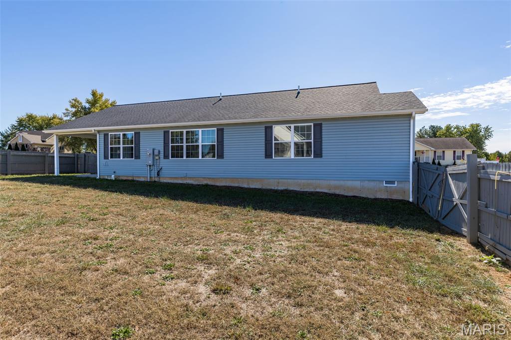 Photo 4 of Single family home for sale at 212 Redbud Dr, Fredericktown, MO 63645 | MLS# MIS26063099 | Listing updated on 2026-10-21