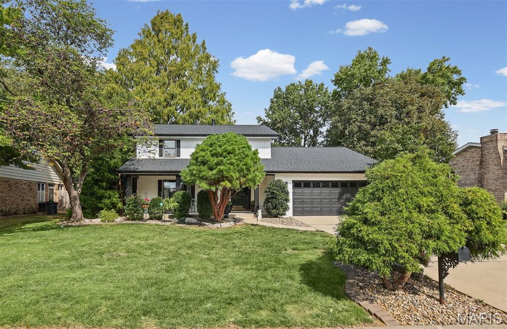 Photo 2 of Single family home for sale at 21 Sierra Dr, Glen Carbon, IL 62034 | MLS# MIS26063230 | Listing updated on 2026-10-07