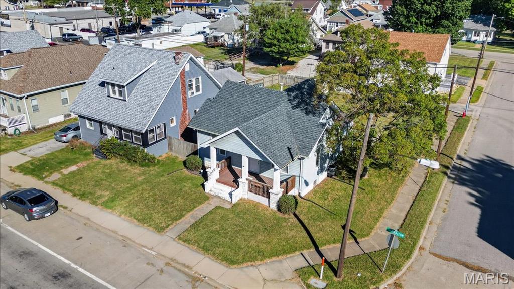 Photo 3 of Single family home for sale at 645 Madison Ave, Wood River, IL 62095 | MLS# MIS26063654 | Listing updated on 2026-10-07