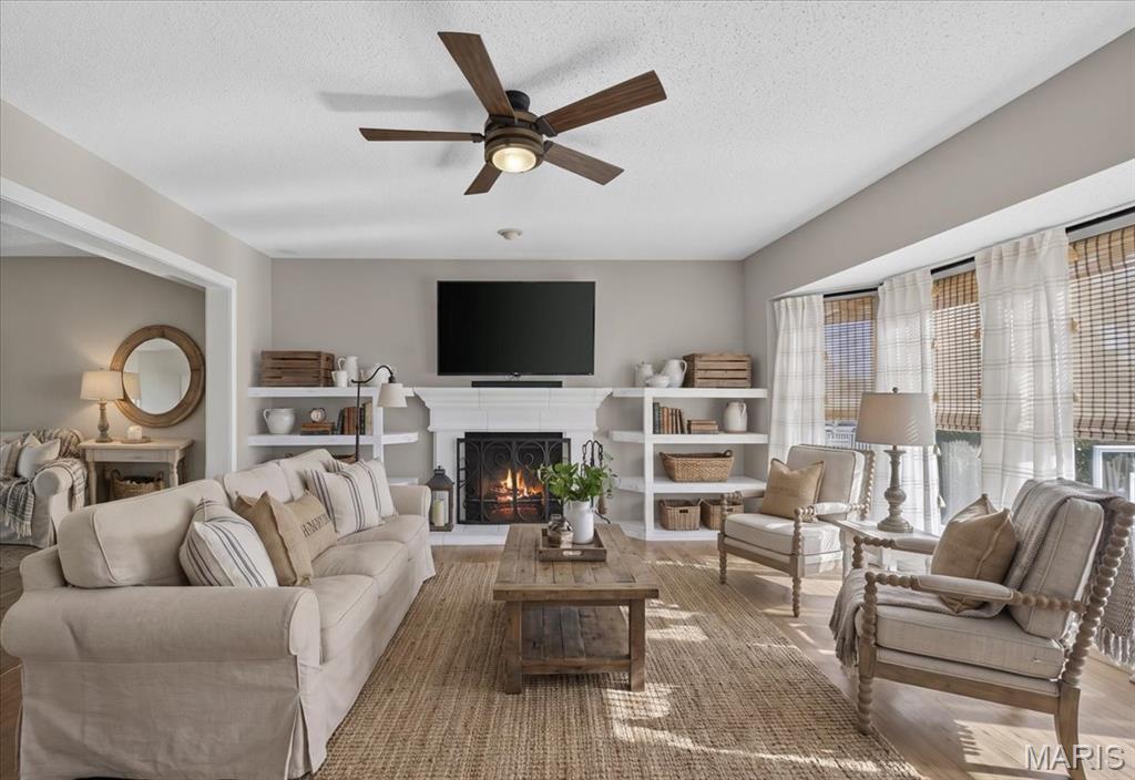 Photo 3 of Single family home for sale at 2042 Moondance Ct, O Fallon, MO 63368 | MLS# MIS26064174 | Listing updated on 2026-10-23