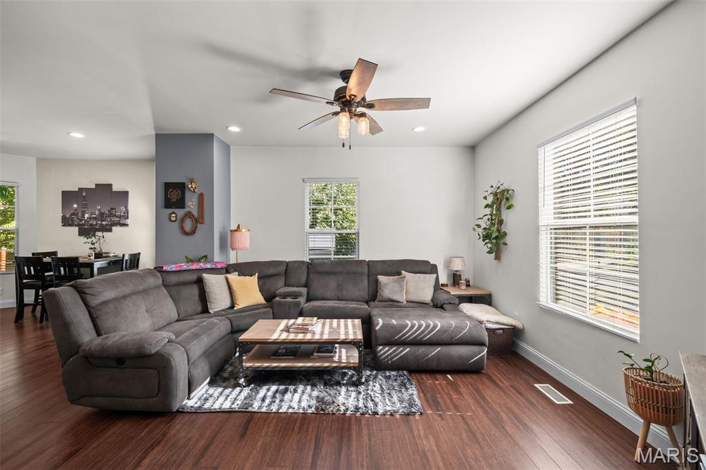 Photo 3 of Single family home for sale at 7407 Commonwealth Ave, Saint Louis, MO 63143 | MLS# MIS26064628 | Listing updated on 2026-10-08