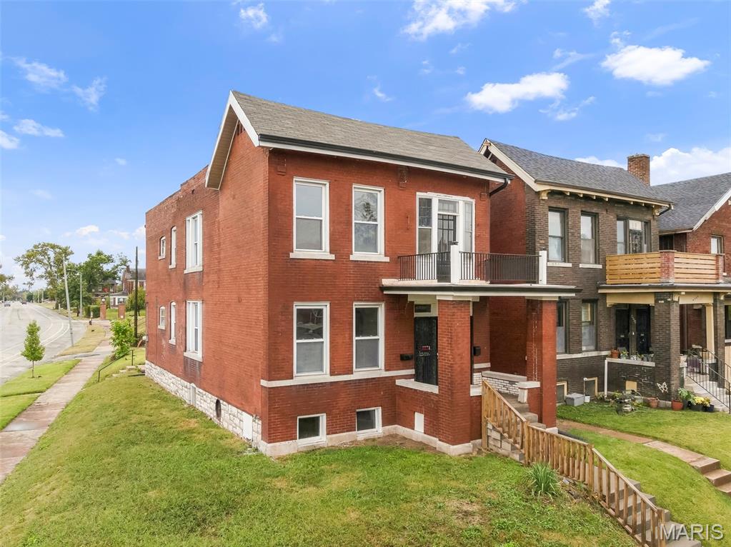 Photo 4 of Multi family home for sale at 4582 Clarence Ave, Saint Louis, MO 63115 | MLS# MIS26065528 | Listing updated on 2026-10-15