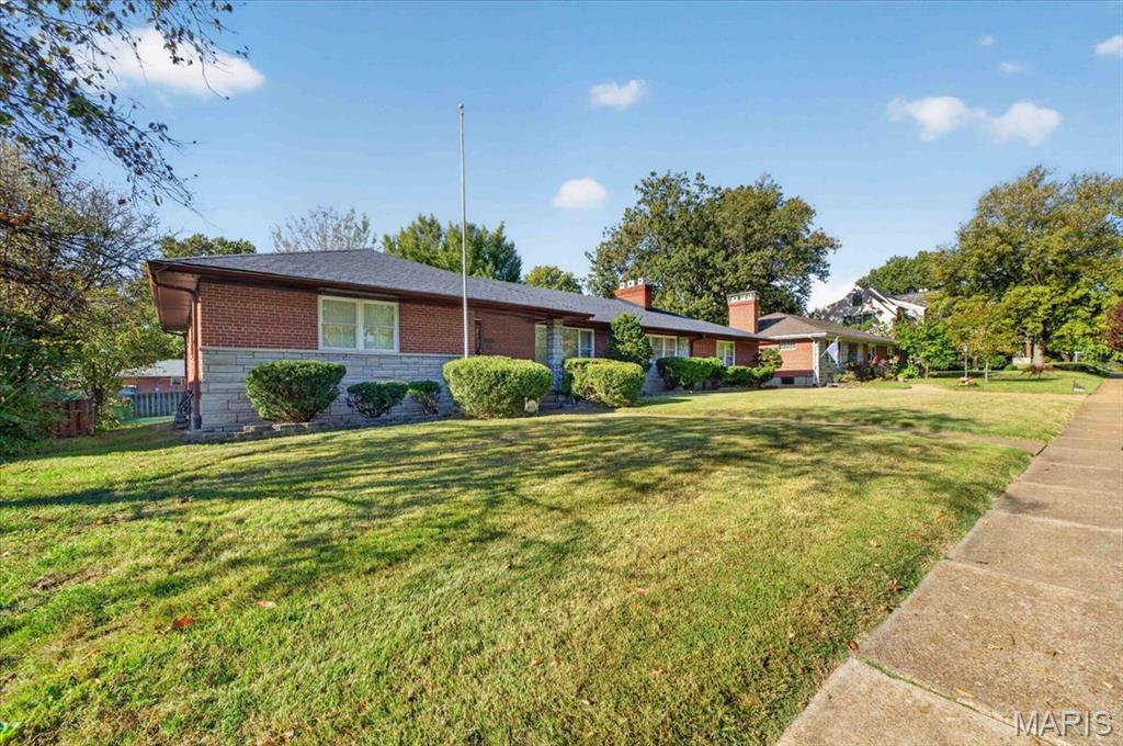 Photo 2 of Sale Pending at 3950 Loughborough Ave, Saint Louis, MO 63116 | MLS# MIS26067890 | Listing updated on 2026-10-25