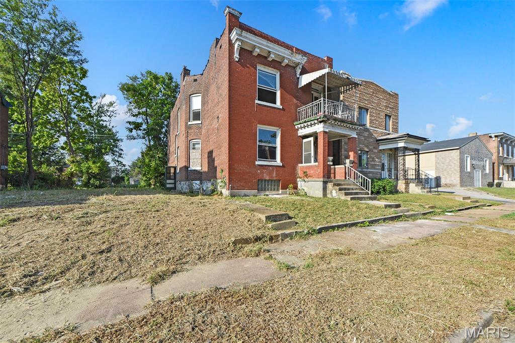 Photo 1 of Single family home for sale at 4052 Maffitt Ave, Saint Louis, MO 63113 | MLS# MIS26068298 | Listing updated on 2026-10-24