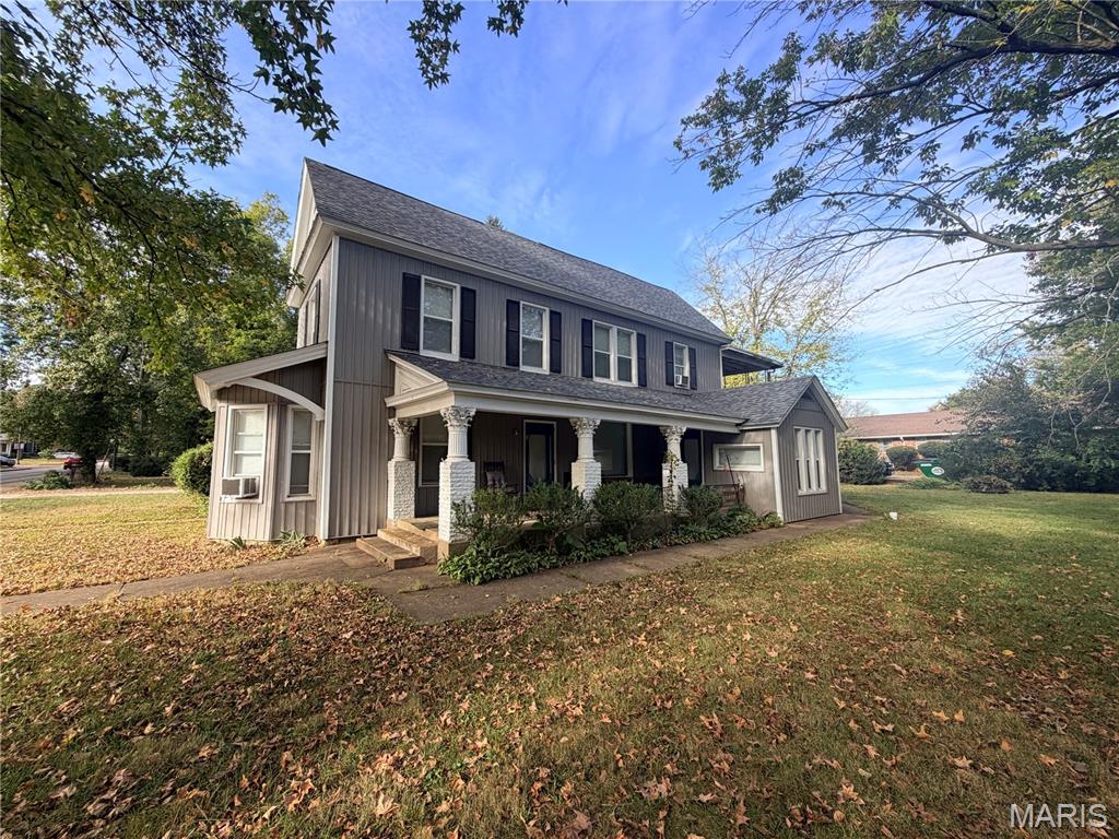 Photo 1 of Multi family home for sale at 419 W Columbia St, Farmington, MO 63640 | MLS# MIS26068303 | Listing updated on 2026-10-24