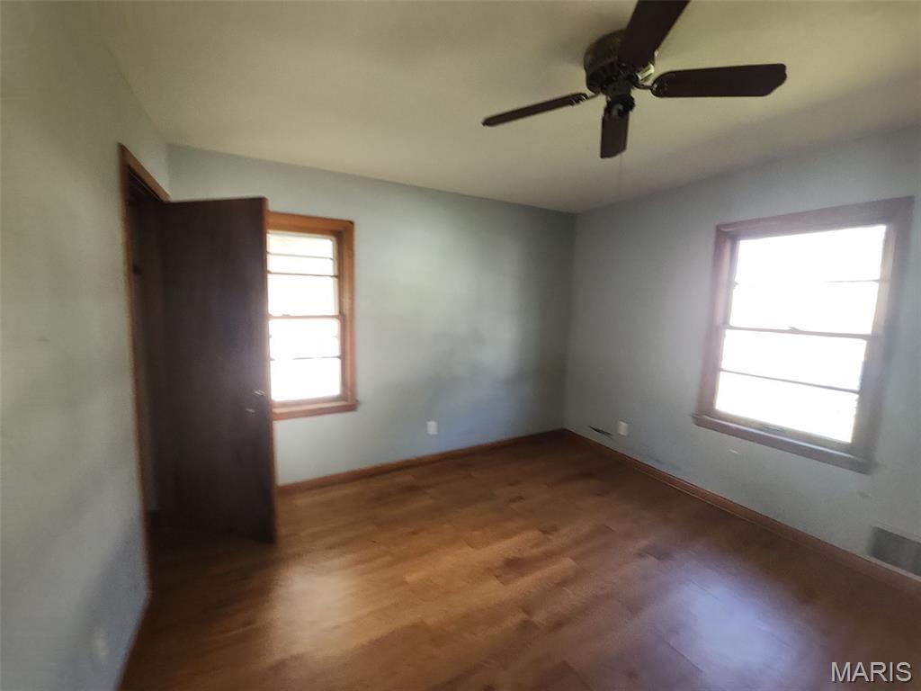 Photo 4 of Single family home for sale at 152 W Holden Ave, Saint Louis, MO 63125 | MLS# MIS26068327 | Listing updated on 2026-10-24