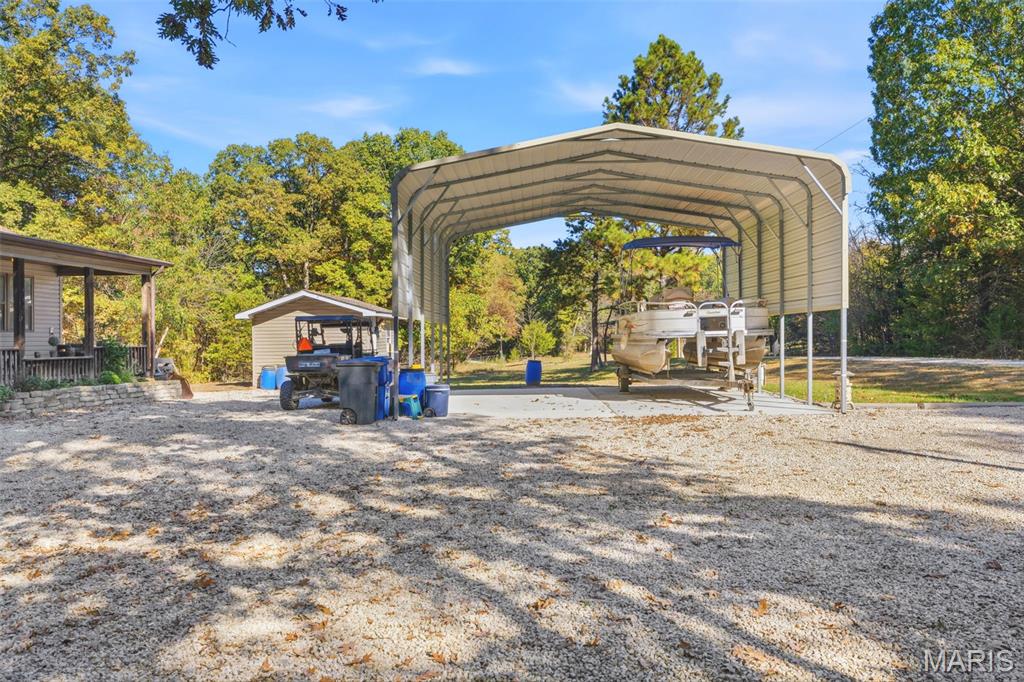 Photo 2 of Single family home for sale at 42 Lake Shore Dr W, New Florence, MO 63363 | MLS# MIS26068330 | Listing updated on 2026-10-26