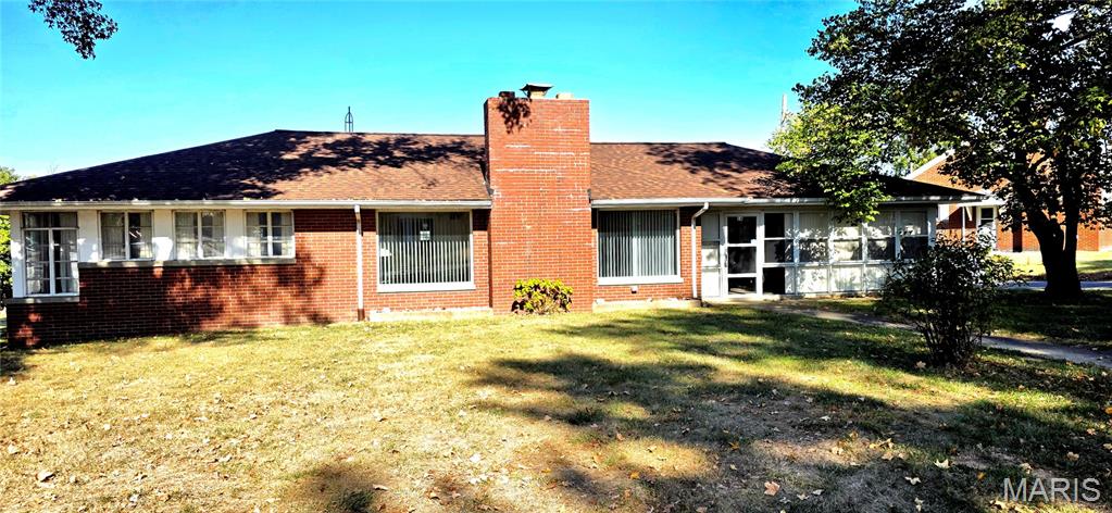 Single family home for sale at 1 A Washington Blvd #A, Chester, IL 62233 | MLS# MIS26068368