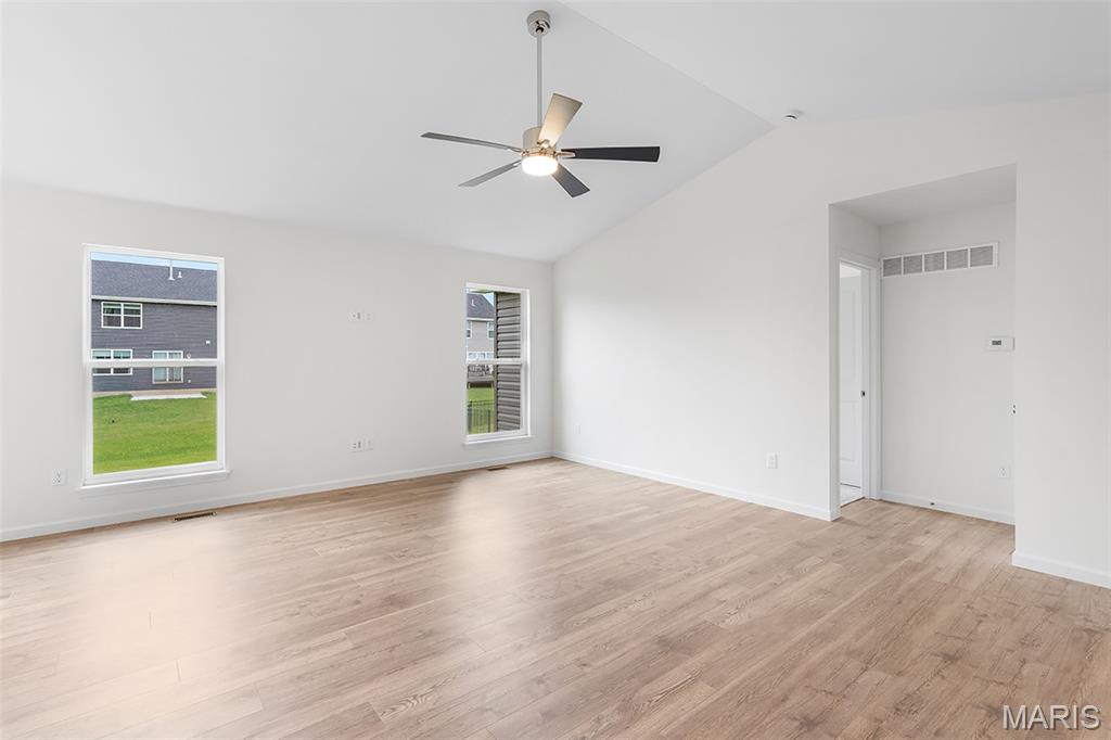 Photo 3 of Single family home for sale at 2343 Fernau Ct, Florissant, MO 63031 | MLS# MIS26068383 | Listing updated on 2026-10-24