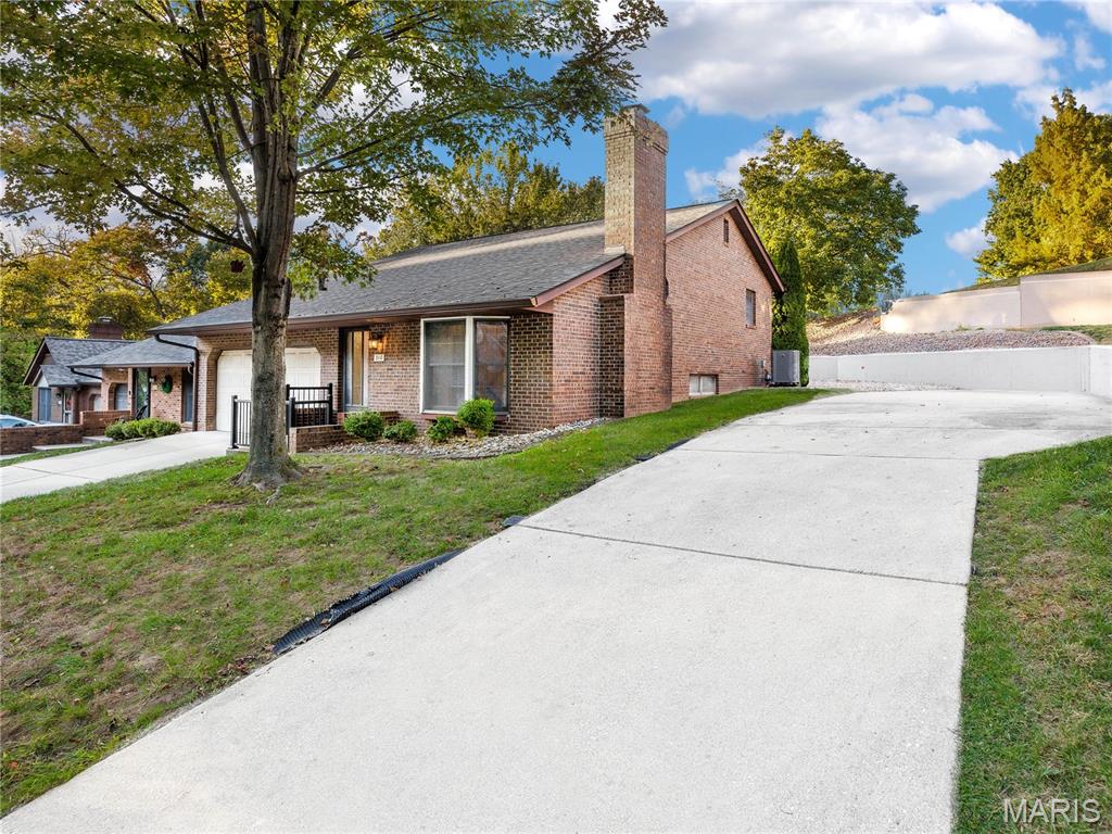 Listing Photo 57 - Condo for sale in 310 Northcrest Dr located at 310 Northcrest Dr, Collinsville, IL 62234 - Unit 310 Northcrest Dr