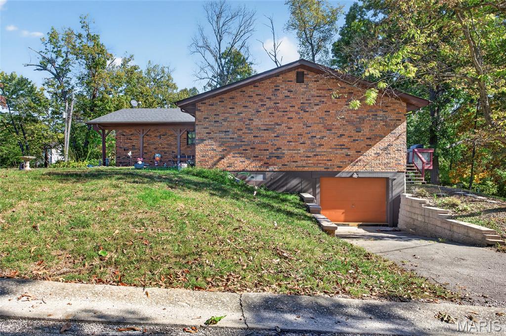 Photo 3 of Single family home for sale at 225 South St, Troy, IL 62294 | MLS# MIS26068447 | Listing updated on 2026-10-25