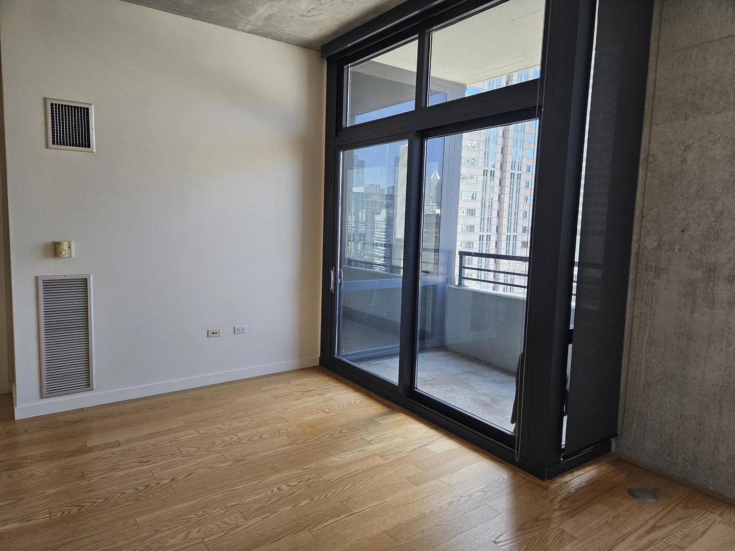 Photo 3 of Condo for sale at 235 W Van Buren St #4516, Chicago, IL 60607 | MLS# 12573972 | Listing updated on 2026-09-21
