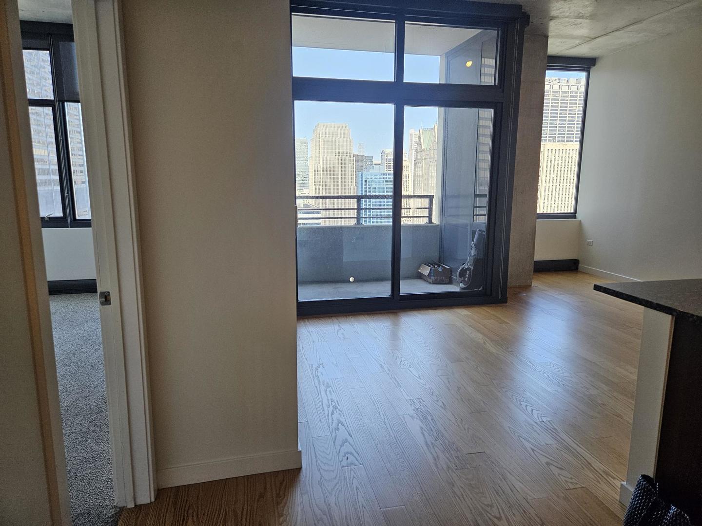 Listing Photo 5 - Condo for sale in building located at 235 W Van Buren St, Chicago, IL 60607 - Unit #4516