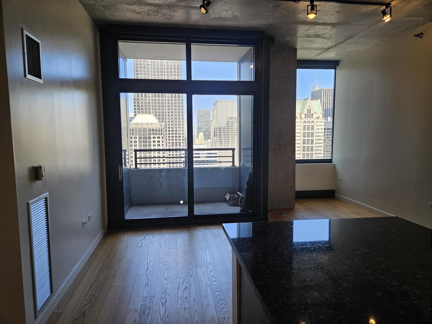 Photo 2 of Condo for sale at 235 W Van Buren St #4516, Chicago, IL 60607 | MLS# 12573972 | Listing updated on 2026-09-21