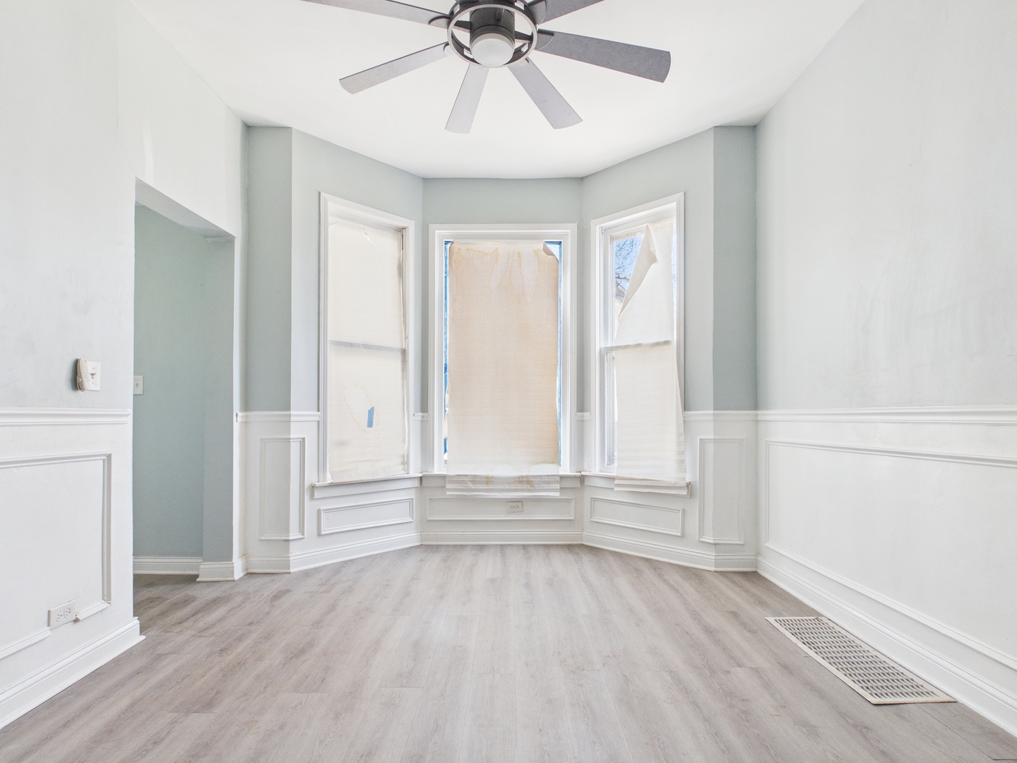 Photo 3 of Sale Pending at 7122 S Champlain Ave, Chicago, IL 60619 | MLS# 12611103 | Listing updated on 2026-09-21
