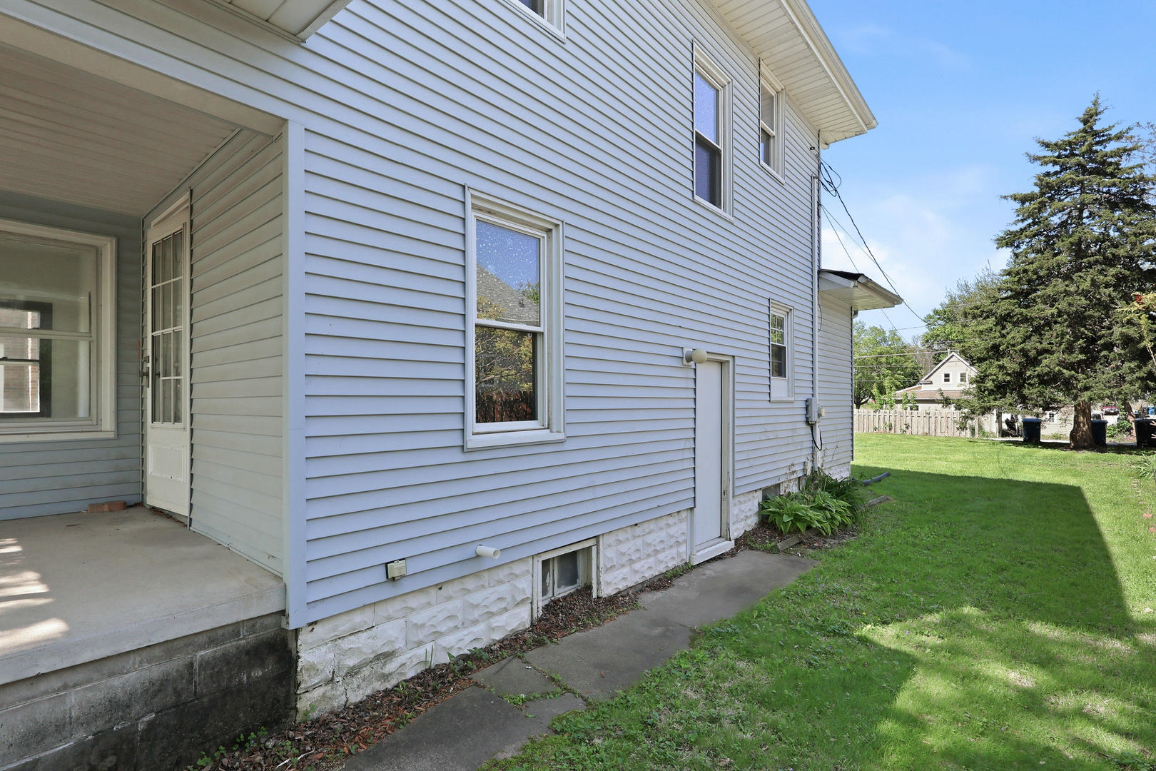 Photo 4 of Single family home for sale at 1536 35th Street, Rock Island, IL 61201 | MLS# 12634445 | Listing updated on 2026-09-24