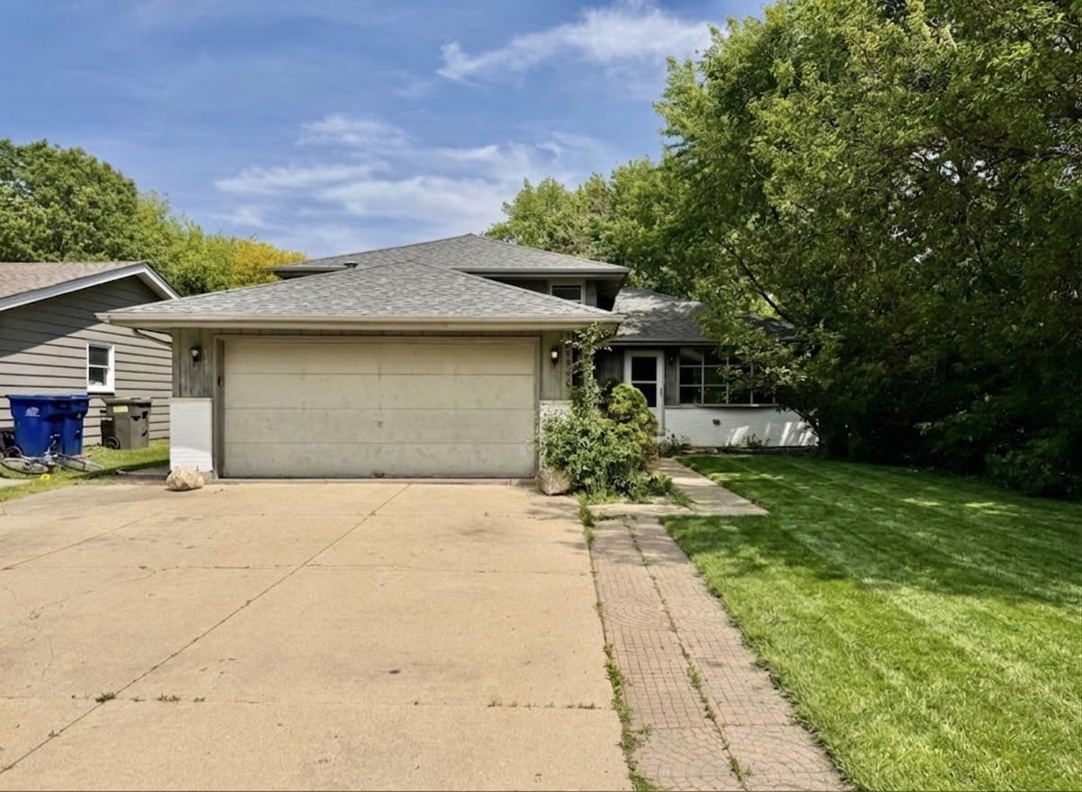 Photo 1 of Single family home for sale at 28w560 Bolles Ave, West Chicago, IL 60185 | MLS# 12663558 | Listing updated on 2026-09-24