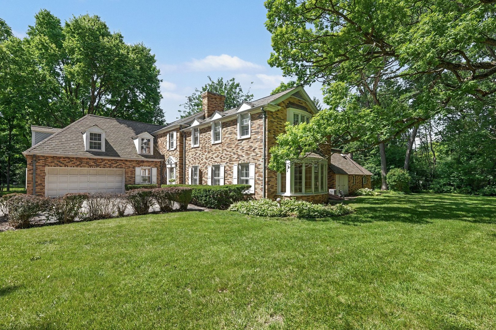 Photo 2 of Single family home for sale at 319 Timberline Dr, Joliet, IL 60431 | MLS# 12667400 | Listing updated on 2026-09-21