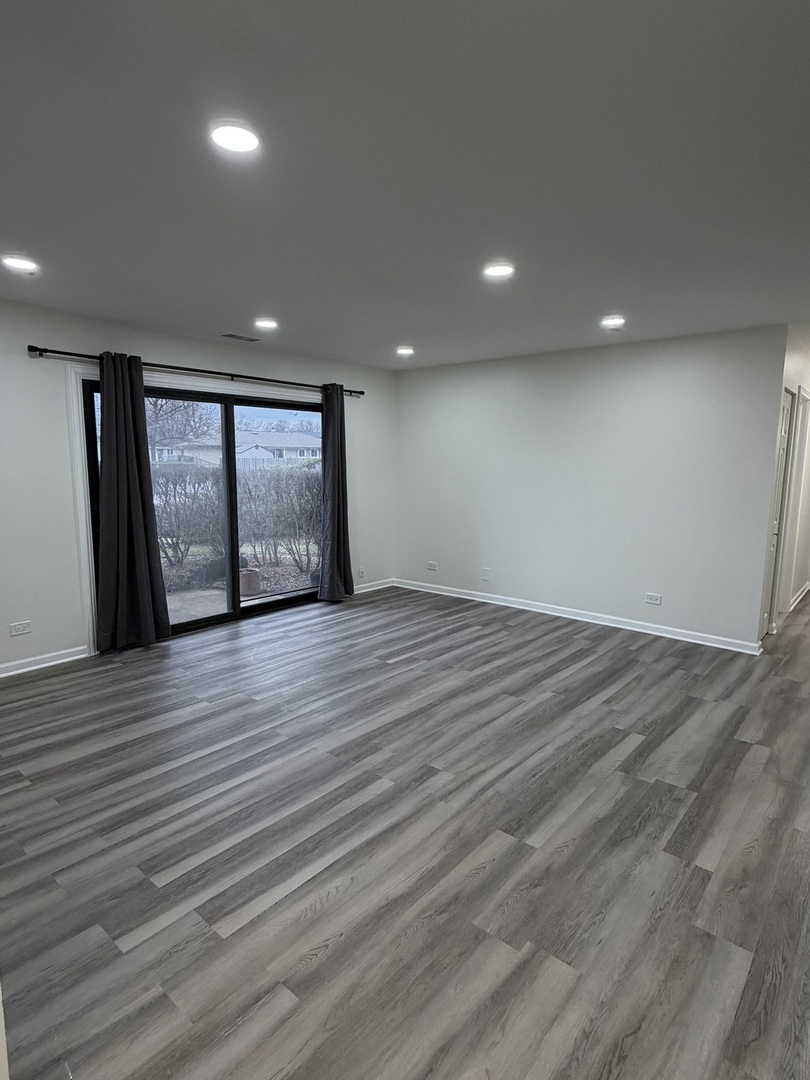 Photo 2 of Condo for sale at 635 Limerick Ln #1A, Schaumburg, IL 60193 | MLS# 12672412 | Listing updated on 2026-09-24