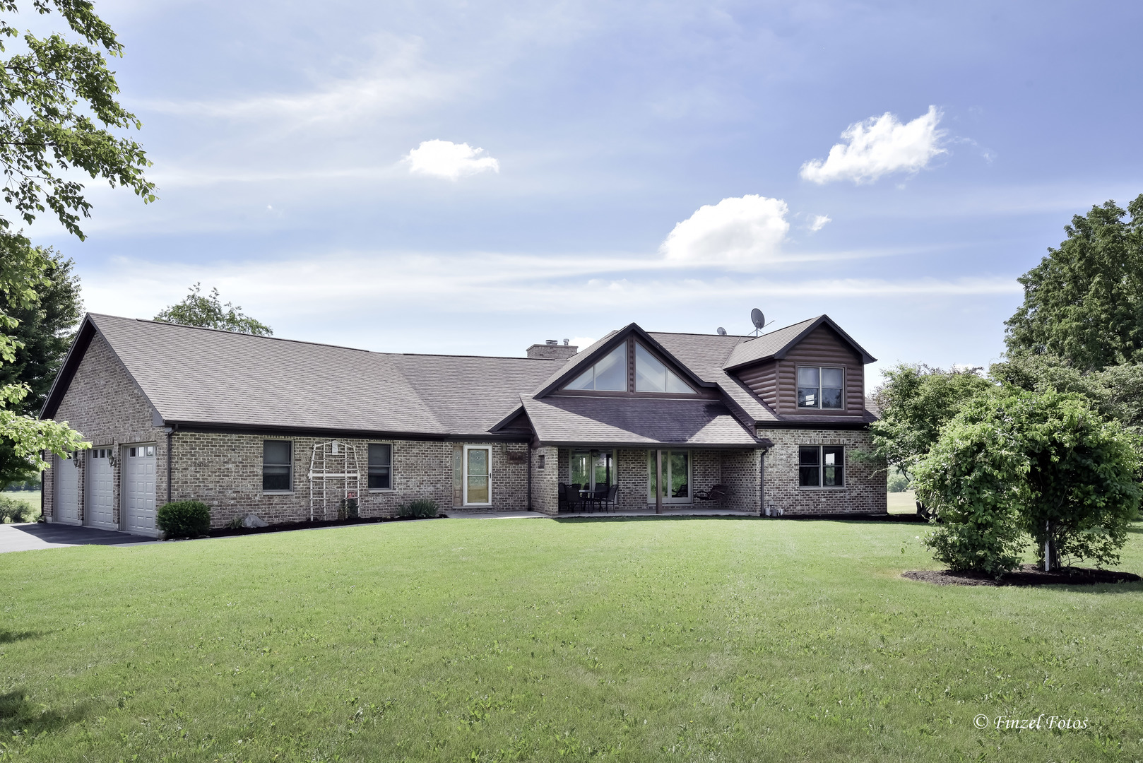 Photo 1 of Mansion for sale at 12505 Beaverton Rd, Poplar Grove, IL 61065 | MLS# 12685530 | Listing updated on 2026-09-24