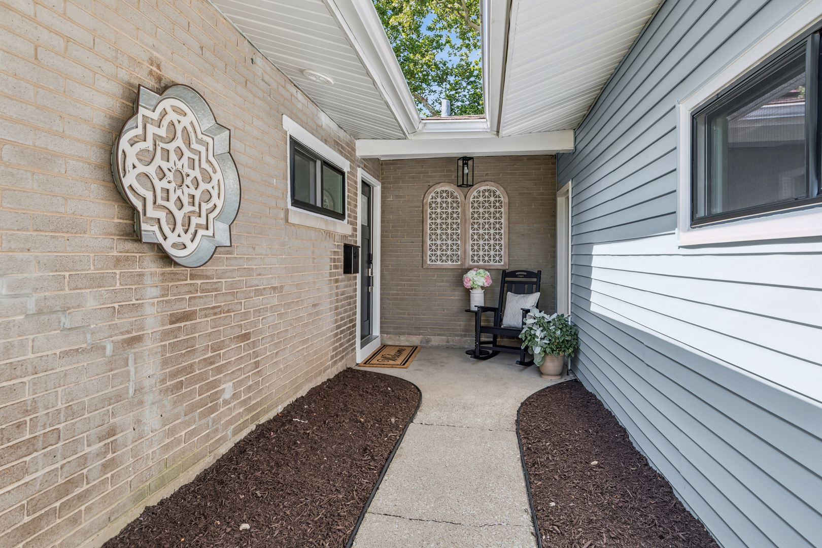 Photo 2 of Single family home for sale at 1124 59th Street, Downers Grove, IL 60516 | MLS# 12695428 | Listing updated on 2026-09-21