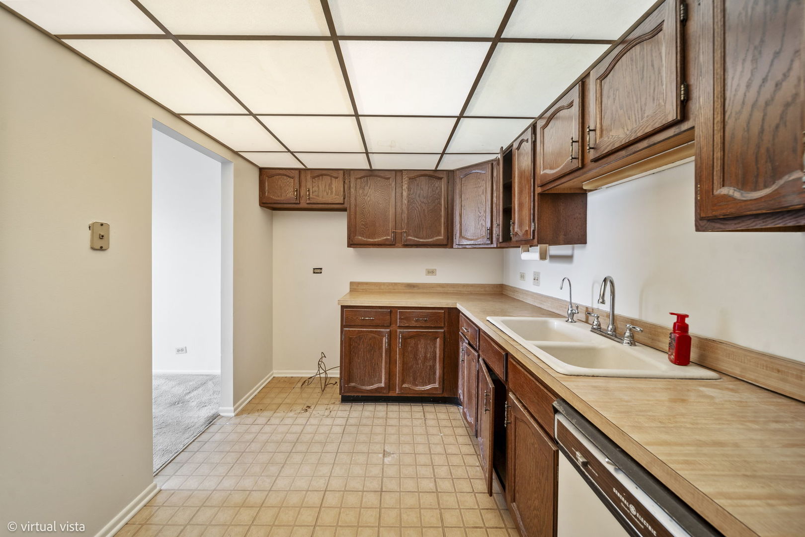Photo 3 of Condo for sale at 9737 N Fox Glen Dr #1G, Niles, IL 60714 | MLS# 12709039 | Listing updated on 2026-09-24