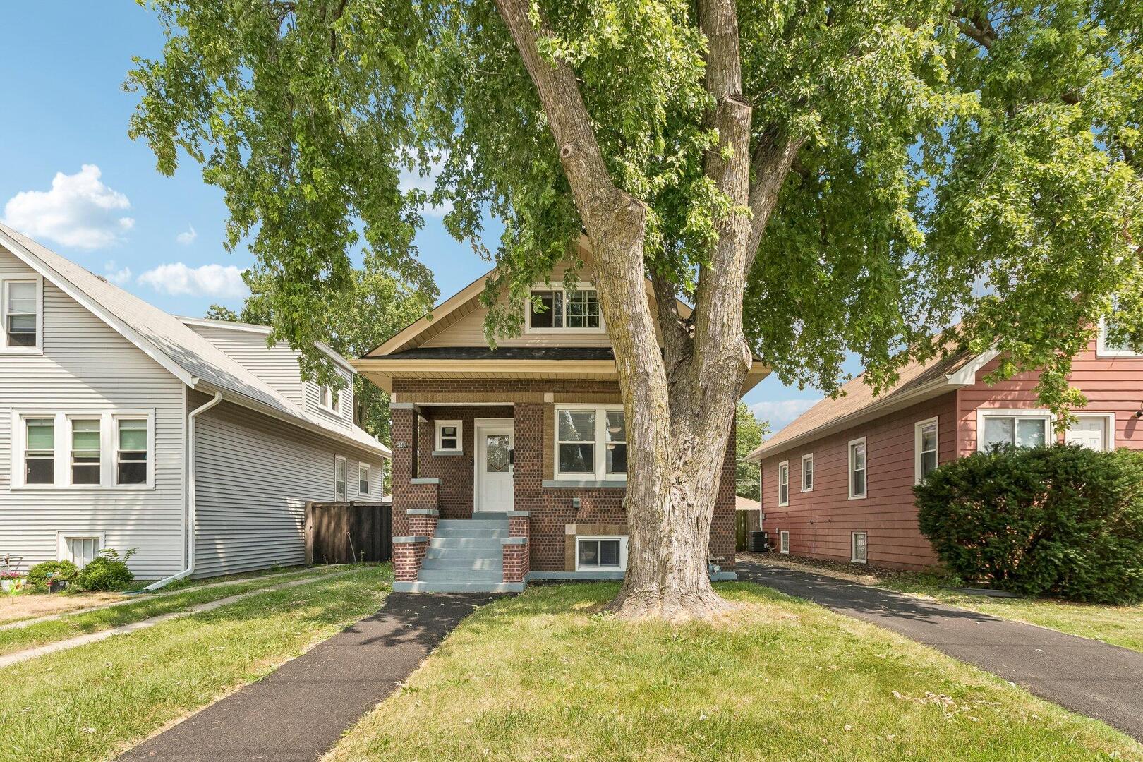 Photo 1 of Single family home for sale at 4163 Eberly Ave, Brookfield, IL 60513 | MLS# 12714281 | Listing updated on 2026-09-24