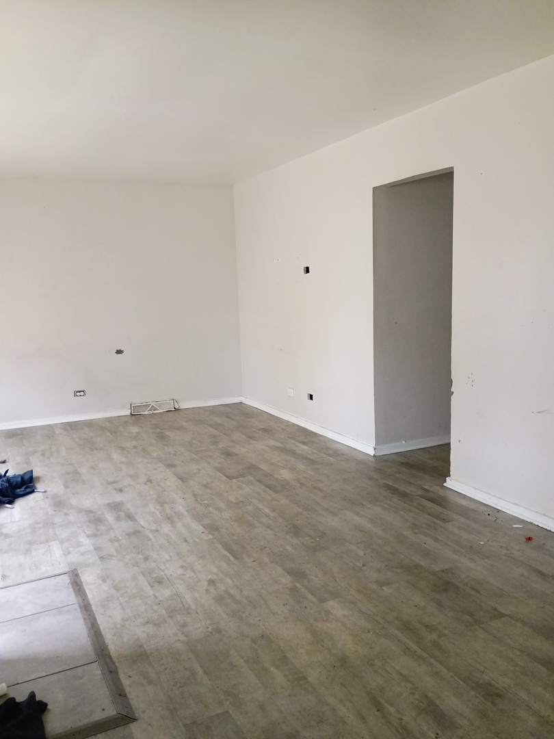 Photo 3 of Single family home for sale at 16134 Justine St, Markham, IL 60428 | MLS# 12717458 | Listing updated on 2026-09-24