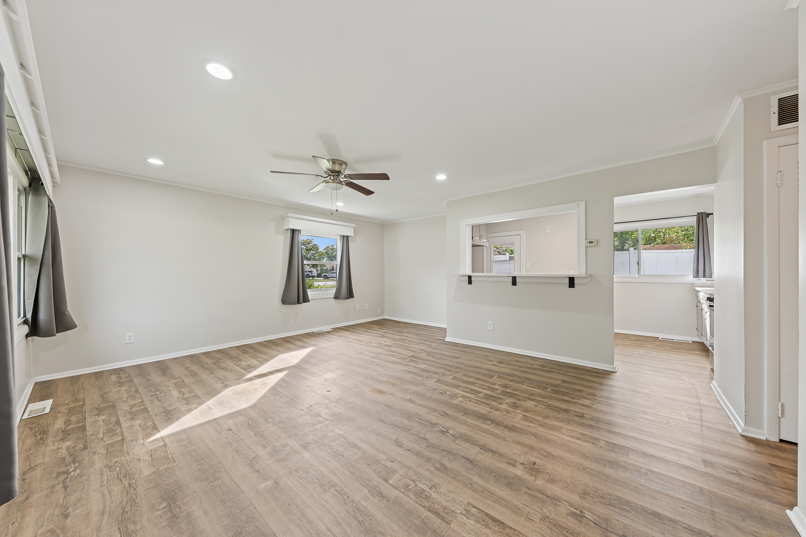Photo 2 of Single family home for sale at 7144 173rd Place, Tinley Park, IL 60477 | MLS# 12717505 | Listing updated on 2026-09-21
