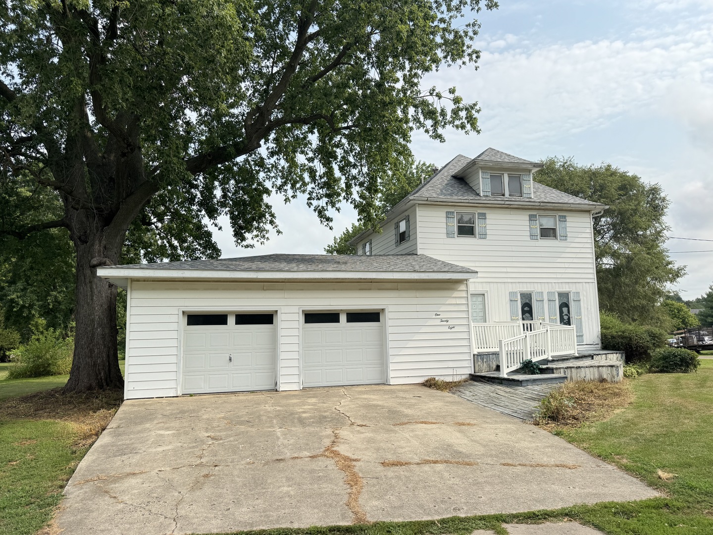 Photo 2 of Single family home for sale at 128 E N Railroad St, Sheffield, IL 61361 | MLS# 12719561 | Listing updated on 2026-09-24