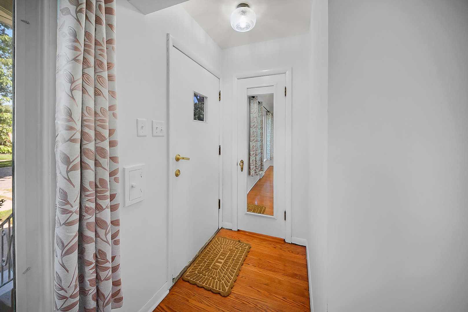 Photo 3 of Single family home for sale at 11834 S Campbell Ave, Chicago, IL 60655 | MLS# 12720890 | Listing updated on 2026-09-24
