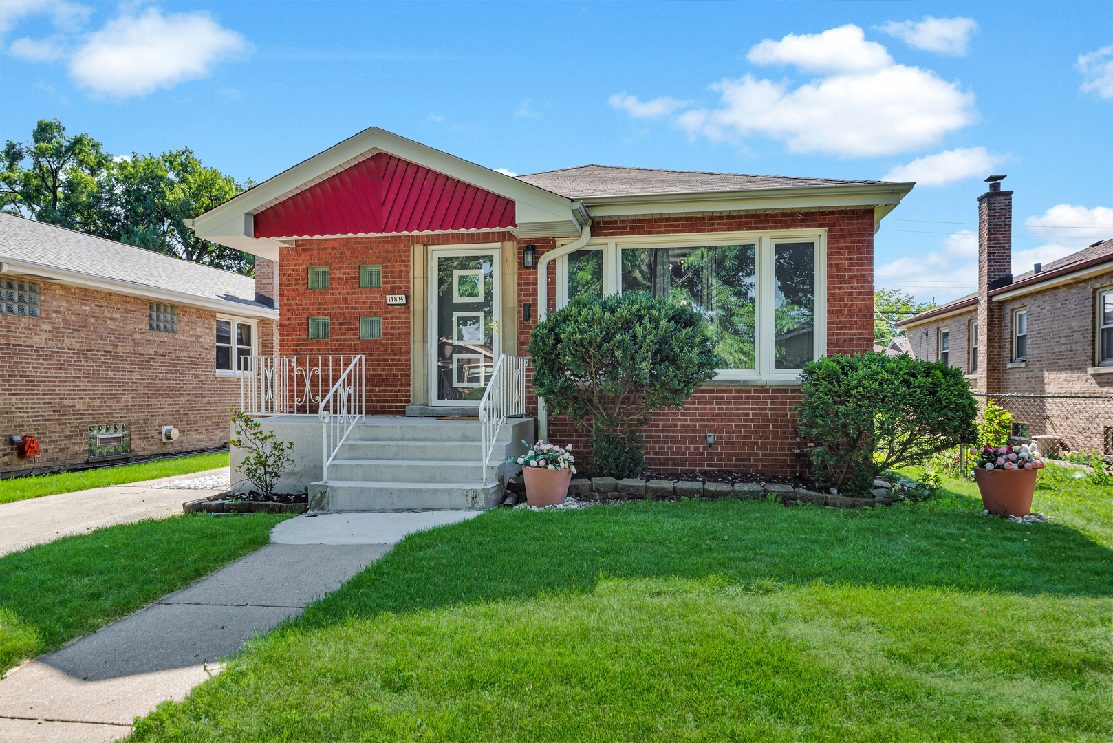 Photo 2 of Single family home for sale at 11834 S Campbell Ave, Chicago, IL 60655 | MLS# 12720890 | Listing updated on 2026-09-24